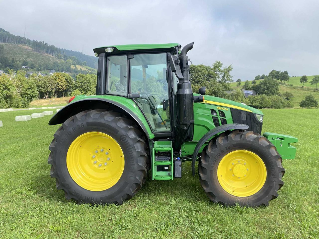 John Deere 6100 M AutoQuadEco - Tracteur agricole: photos 4 John Deere 6100 M AutoQuadEco - Tracteur agricole: photos 4