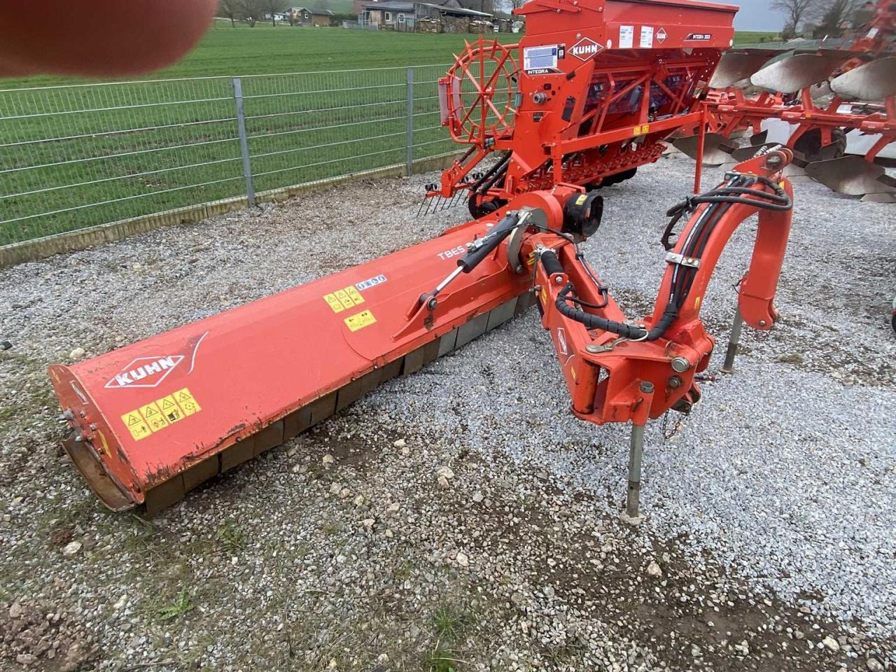 Kuhn TBES 262 - Broyeur à axe horizontal: photos 2 Kuhn TBES 262 - Broyeur à axe horizontal: photos 2