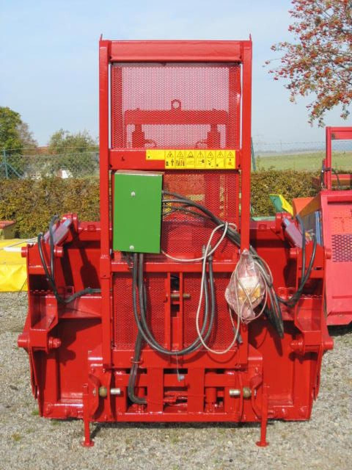 Strautmann SZ 234 Heckschneidza - Remorque agricole: photos 2 Strautmann SZ 234 Heckschneidza - Remorque agricole: photos 2