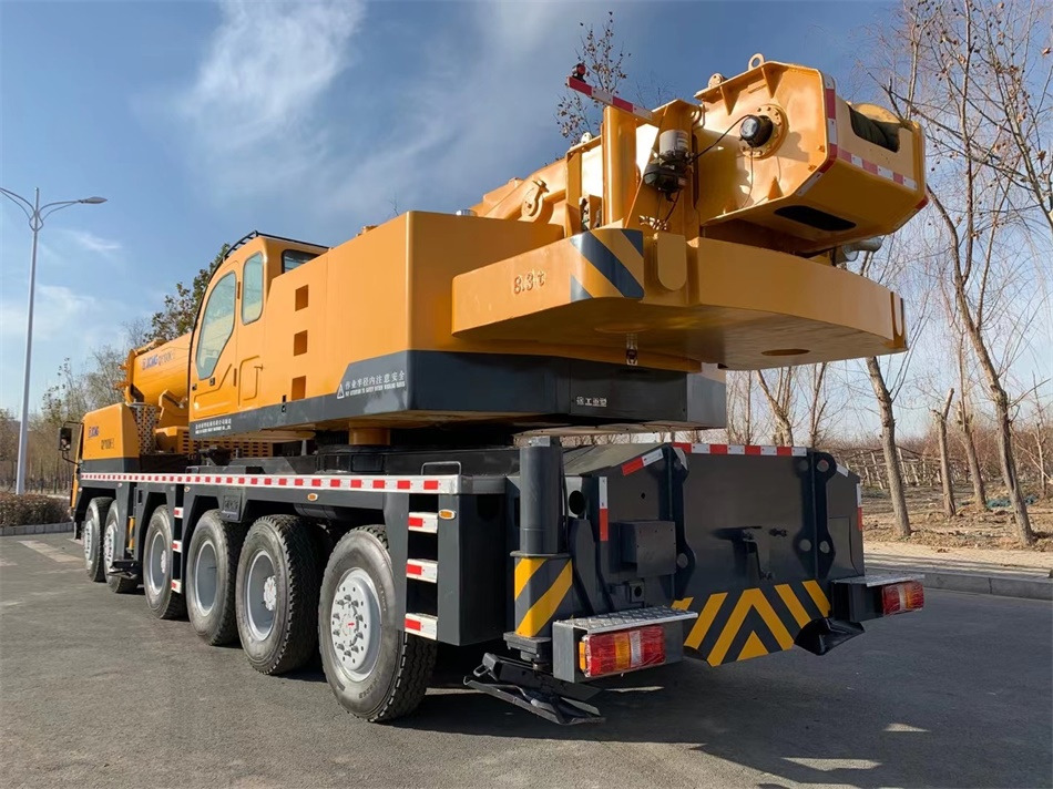 XCMG QY100K 100TON - Grue mobile: photos 2 XCMG QY100K 100TON - Grue mobile: photos 2