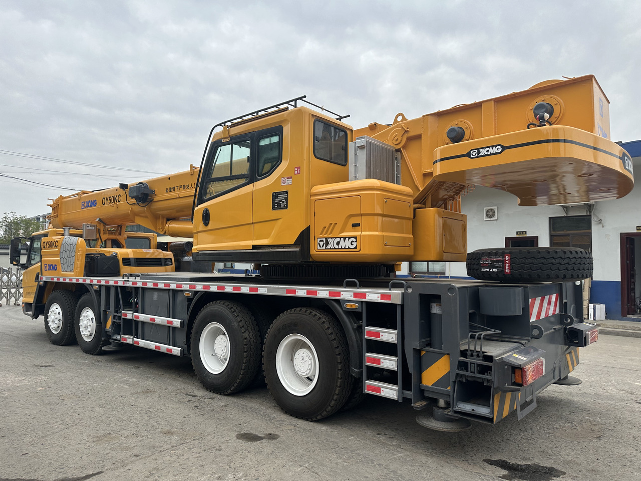 XCMG QY50KC 50 Ton 55ton truck crane - Grue mobile: photos 2 XCMG QY50KC 50 Ton 55ton truck crane - Grue mobile: photos 2