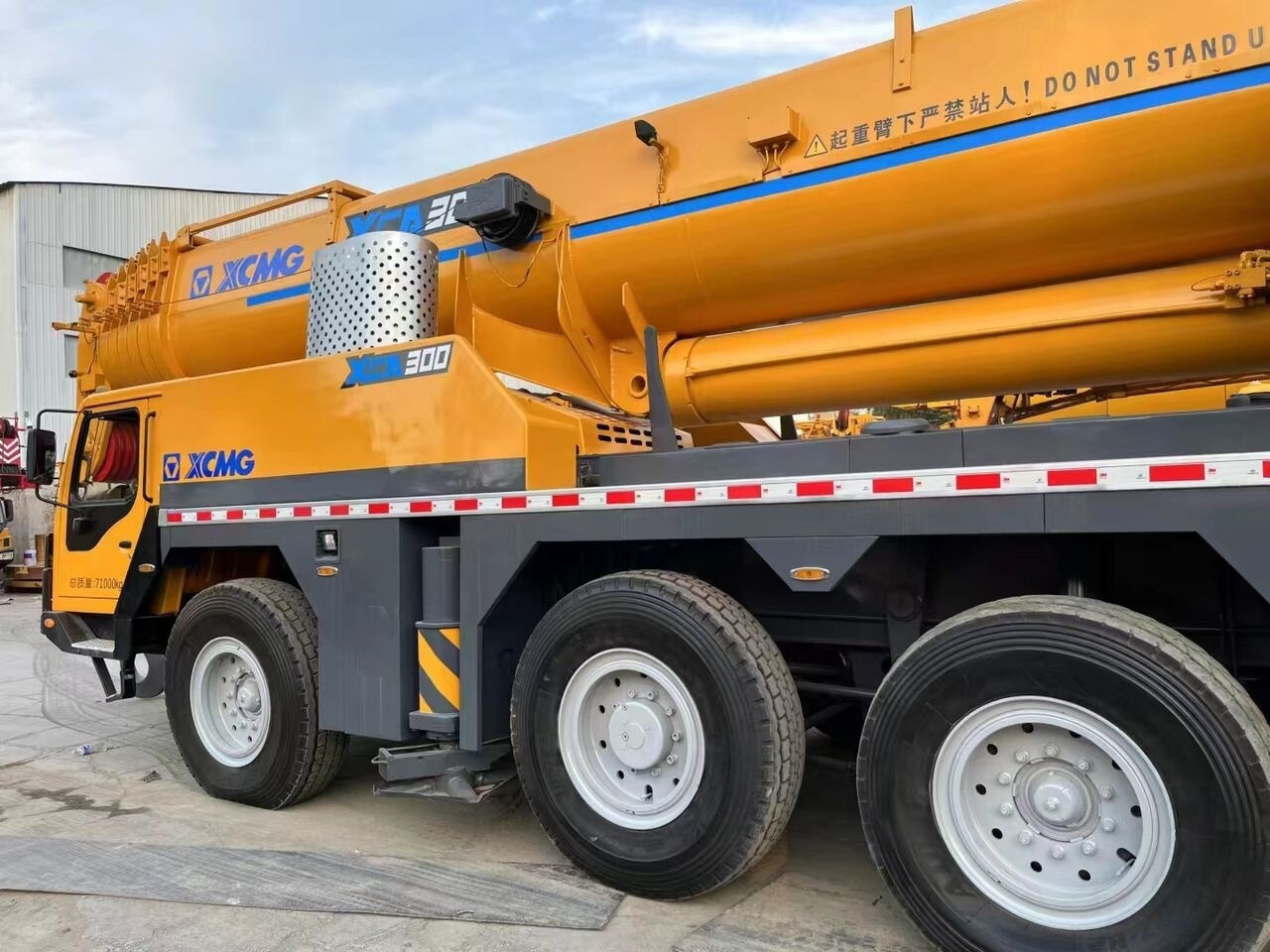 XCMG XCA300 QAY300 QY300K 300Ton Used Mobile Crane - Grue mobile: photos 5 XCMG XCA300 QAY300 QY300K 300Ton Used Mobile Crane - Grue mobile: photos 5
