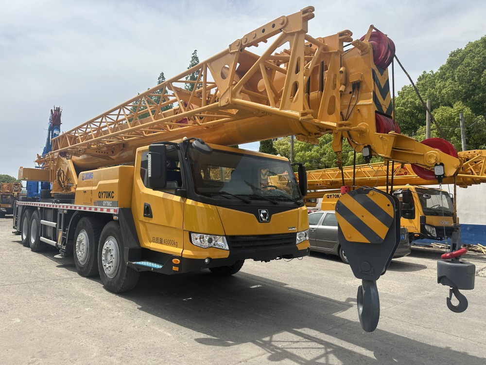 XCMG qy70kc xct75 qy75kc 70ton 75 ton 80 ton 85 ton 90 ton 100 ton 110 ton 130 ton truck crane - Grue mobile: photos 2 XCMG qy70kc xct75 qy75kc 70ton 75 ton 80 ton 85 ton 90 ton 100 ton 110 ton 130 ton truck crane - Grue mobile: photos 2