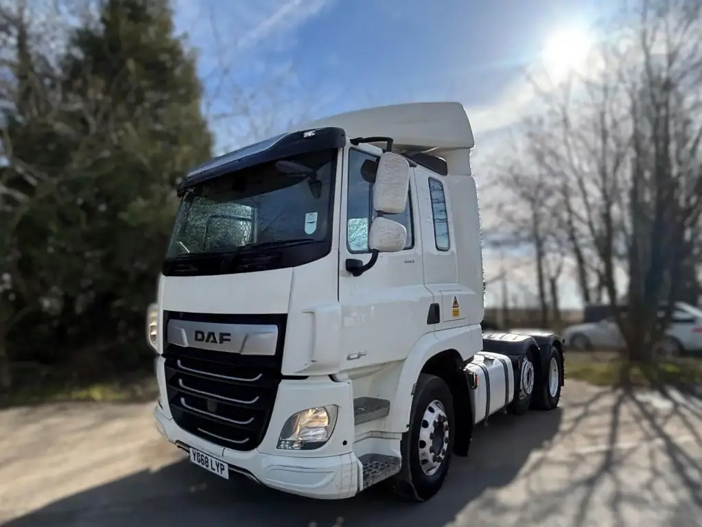 DAF CF 450 (LYP) - Tracteur routier: photos 1 DAF CF 450 (LYP) - Tracteur routier: photos 1
