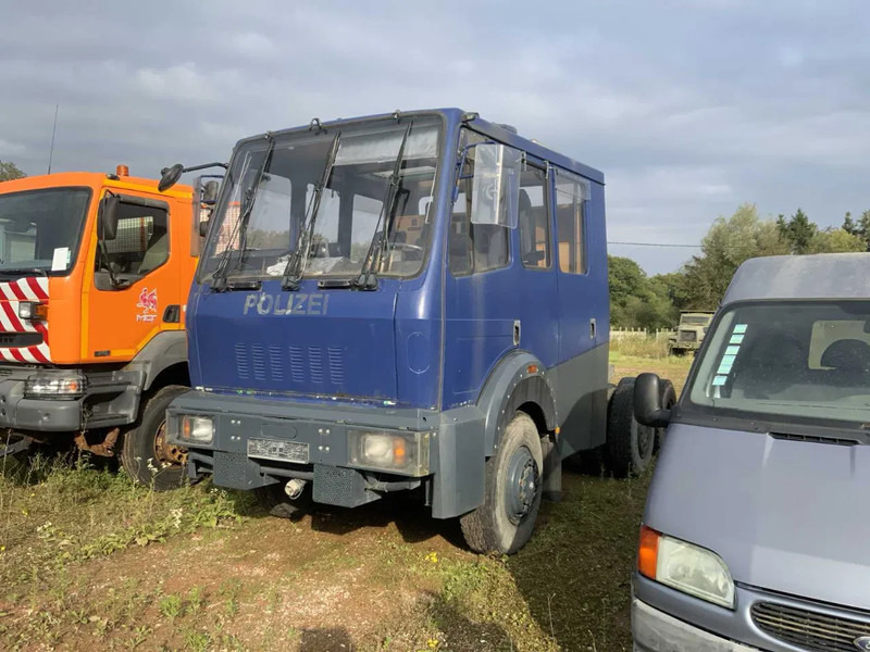 Mercedes-Benz SK 2629 6x6 - Châssis cabine: photos 2 Mercedes-Benz SK 2629 6x6 - Châssis cabine: photos 2