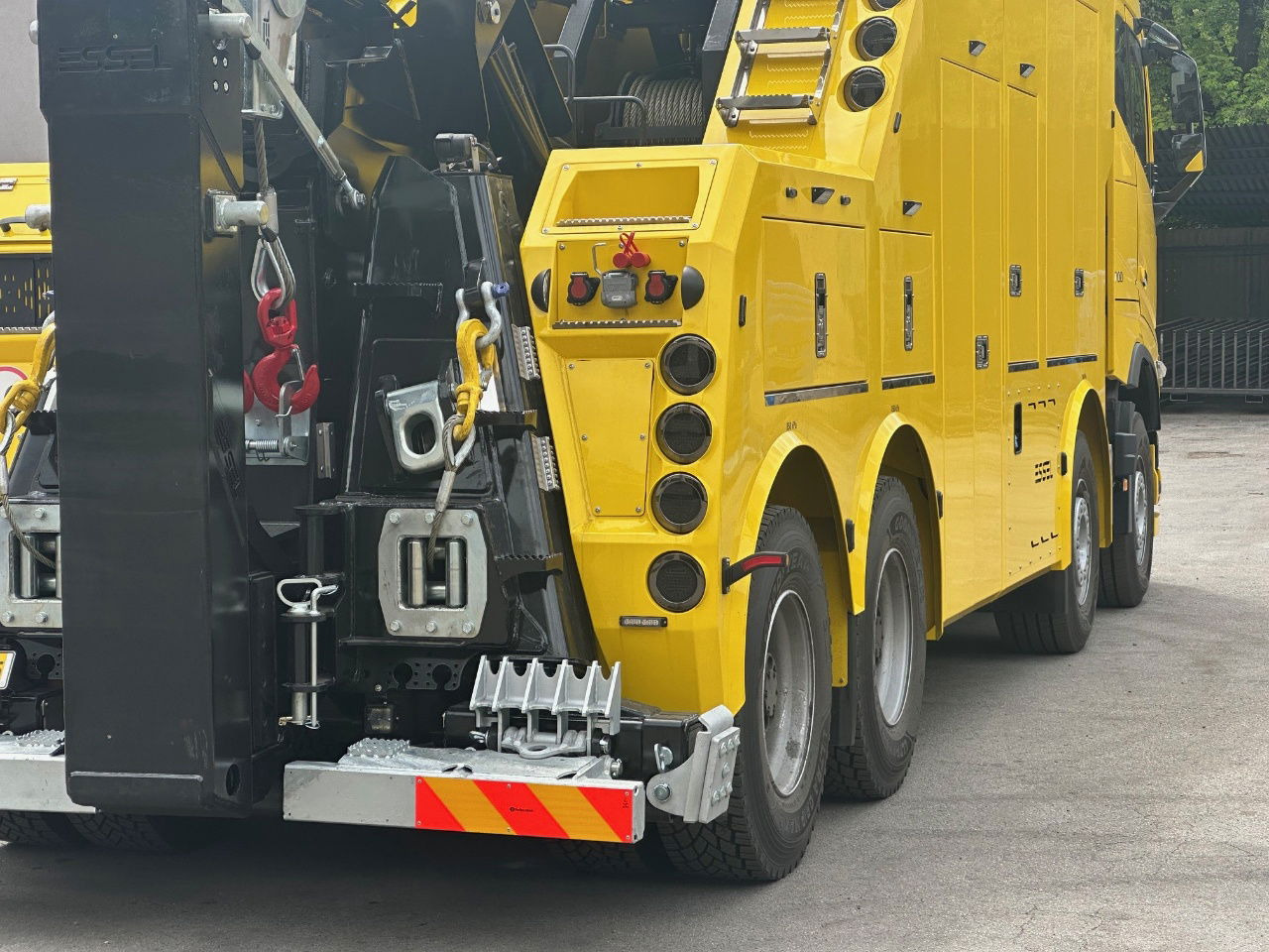 Volvo FH 16 NEW T-REX on Volvo FH16 84R 700HP E6E - Remorqueuse: photos 5 Volvo FH 16 NEW T-REX on Volvo FH16 84R 700HP E6E - Remorqueuse: photos 5
