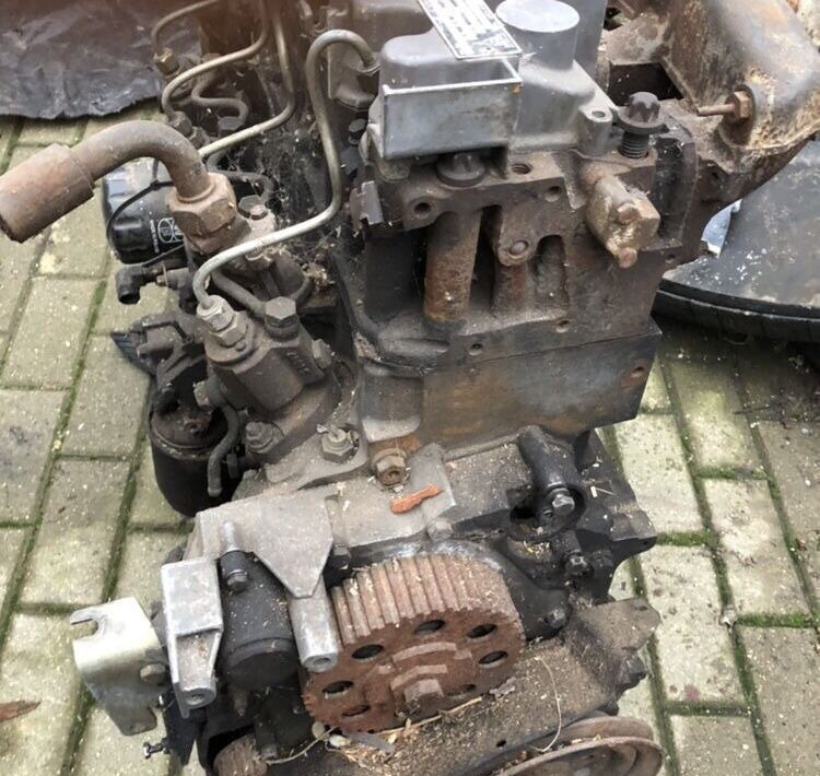 Deutz F4L1011F Kramer - Moteur pour Chargeuse sur pneus: photos 4 Deutz F4L1011F Kramer - Moteur pour Chargeuse sur pneus: photos 4