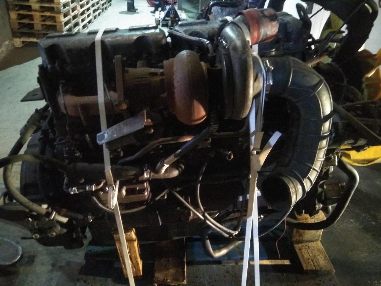 Renault E-TECH 440 Midr Renault MAGNUM - Moteur pour Camion: photos 2 Renault E-TECH 440 Midr Renault MAGNUM - Moteur pour Camion: photos 2