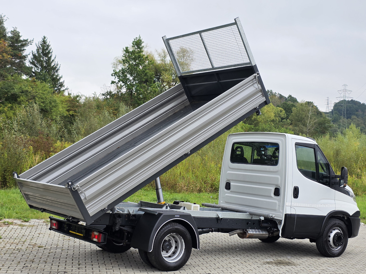 IVECO Daily 70c-17 Wywrotka 3.80 M ! Kiper 3-Stronny ! Klima ! 3.0 HPI  * 170 Hp ! Super Stan  ! Z Włoch  ! - Utilitaire benne: photos 5 IVECO Daily 70c-17 Wywrotka 3.80 M ! Kiper 3-Stronny ! Klima ! 3.0 HPI  * 170 Hp ! Super Stan  ! Z Włoch  ! - Utilitaire benne: photos 5