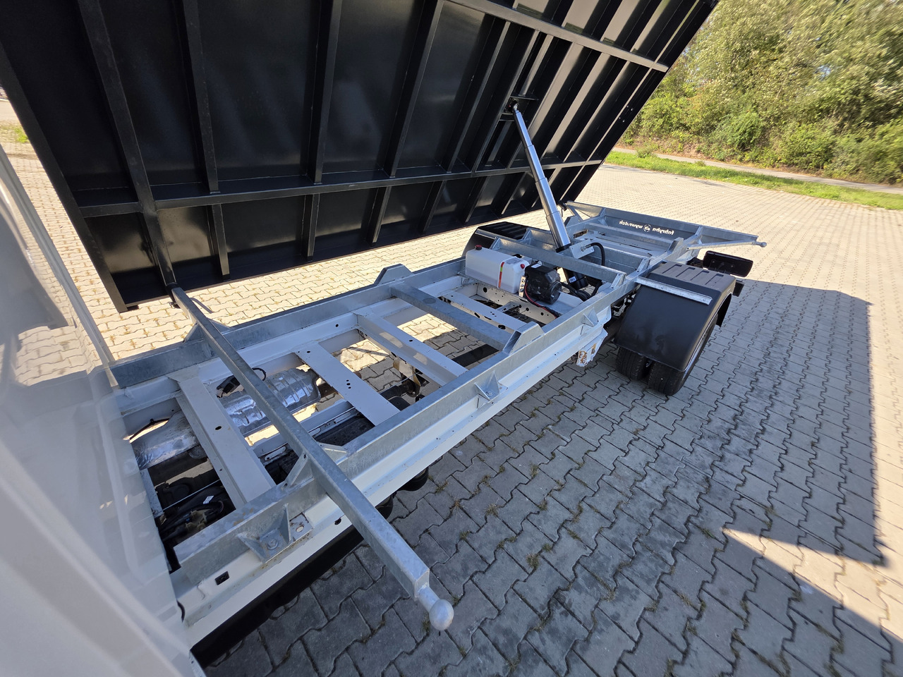 MERCEDES-BENZ Sprinter 419 CDI Wywrotka 4.50 M ! Kiper 3-Stronny ! Klima ! 3.0 CDI  * 190 Km ! - crédit-bail MERCEDES-BENZ Sprinter 419 CDI Wywrotka 4.50 M ! Kiper 3-Stronny ! Klima ! 3.0 CDI  * 190 Km !: photos 19