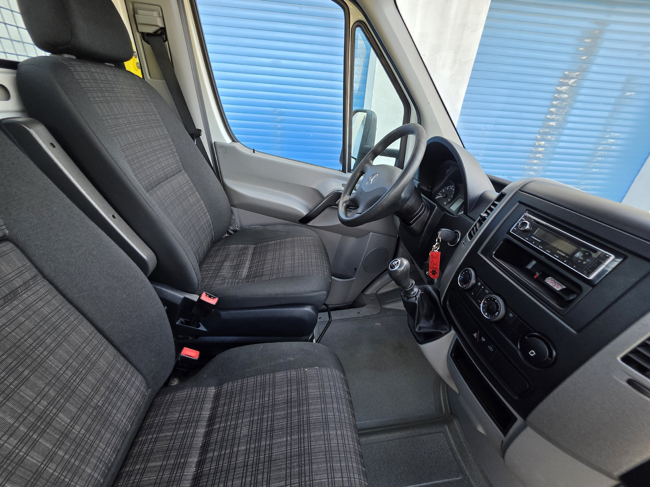 MERCEDES-BENZ Sprinter 419 CDI Wywrotka 4.50 M ! Kiper 3-Stronny ! Klima ! 3.0 CDI  * 190 Km ! - crédit-bail MERCEDES-BENZ Sprinter 419 CDI Wywrotka 4.50 M ! Kiper 3-Stronny ! Klima ! 3.0 CDI  * 190 Km !: photos 28