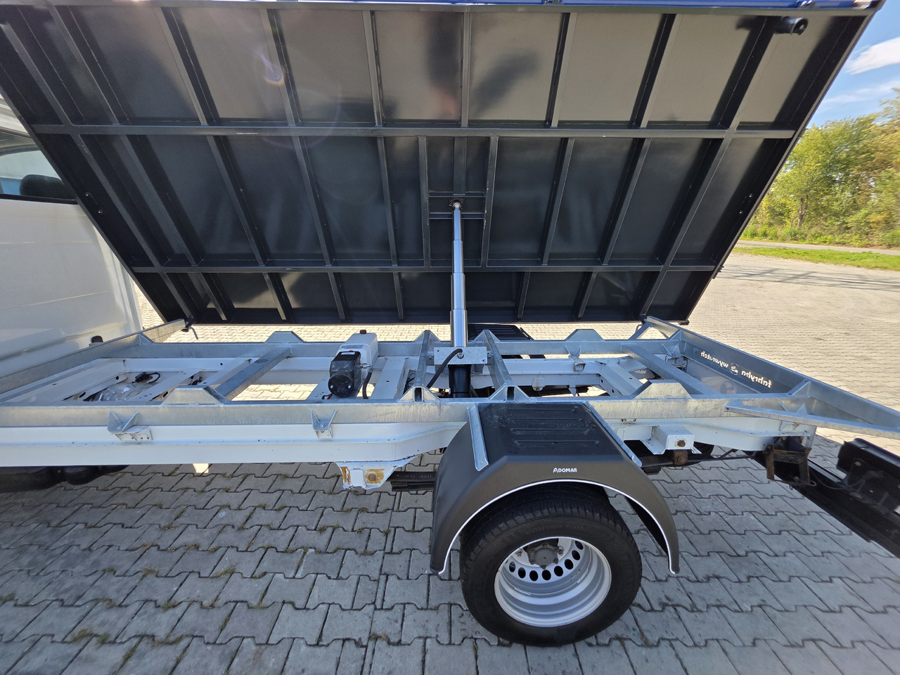 MERCEDES-BENZ Sprinter 419 CDI Wywrotka 4.50 M ! Kiper 3-Stronny ! Klima ! 3.0 CDI  * 190 Km ! - crédit-bail MERCEDES-BENZ Sprinter 419 CDI Wywrotka 4.50 M ! Kiper 3-Stronny ! Klima ! 3.0 CDI  * 190 Km !: photos 20