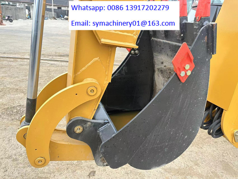 Tractopelle Caterpillar 420F2: photos 6