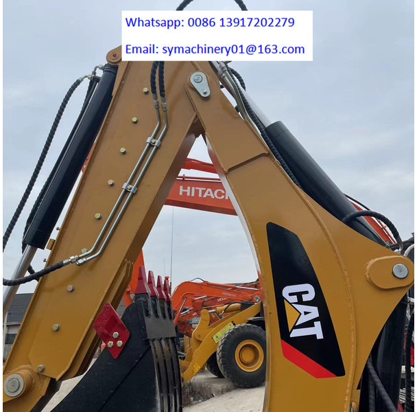 Tractopelle Caterpillar 420F2: photos 8