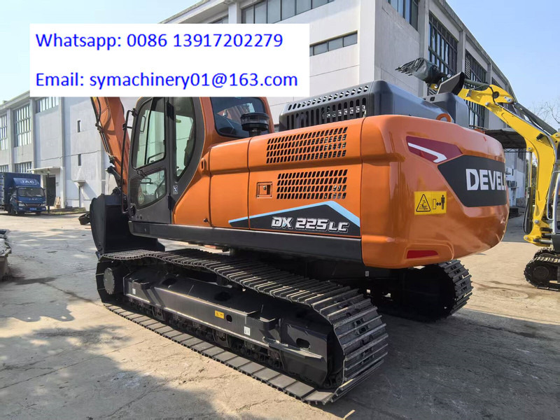 Doosan DX225LC - Pelle sur chenille: photos 5 Doosan DX225LC - Pelle sur chenille: photos 5