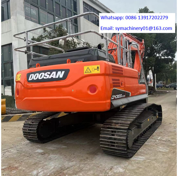 Doosan DX225LC - Pelle sur chenille: photos 3 Doosan DX225LC - Pelle sur chenille: photos 3