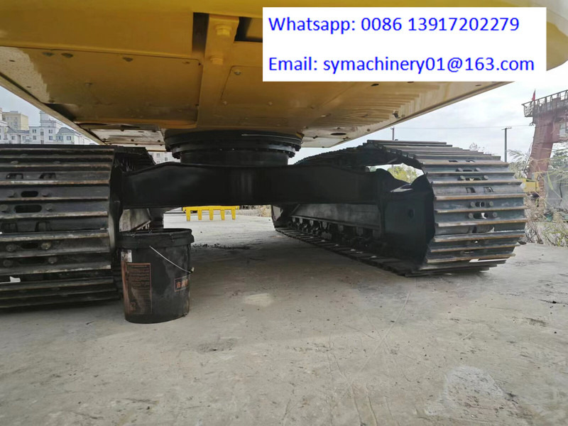 Komatsu PC200-8N1 - Pelle sur chenille: photos 3 Komatsu PC200-8N1 - Pelle sur chenille: photos 3