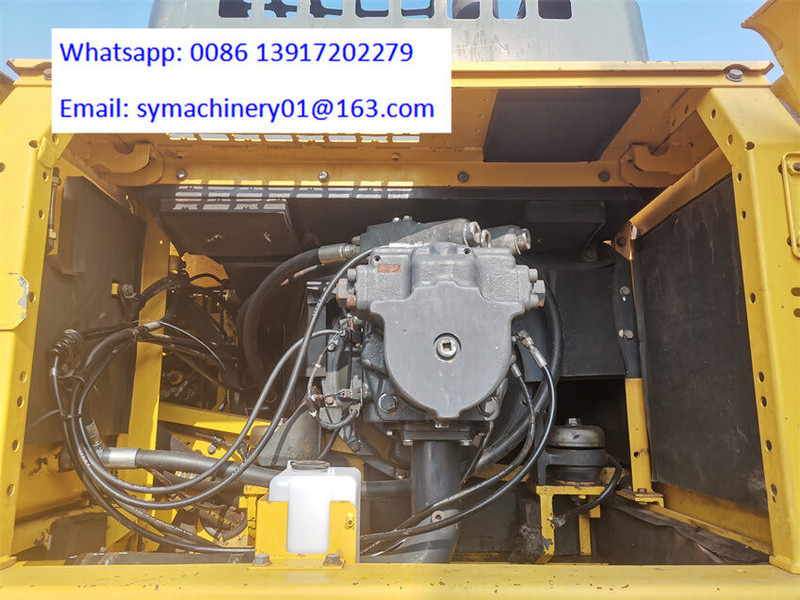 Pelle sur chenille Komatsu PC450-8R: photos 10 Pelle sur chenille Komatsu PC450-8R: photos 10