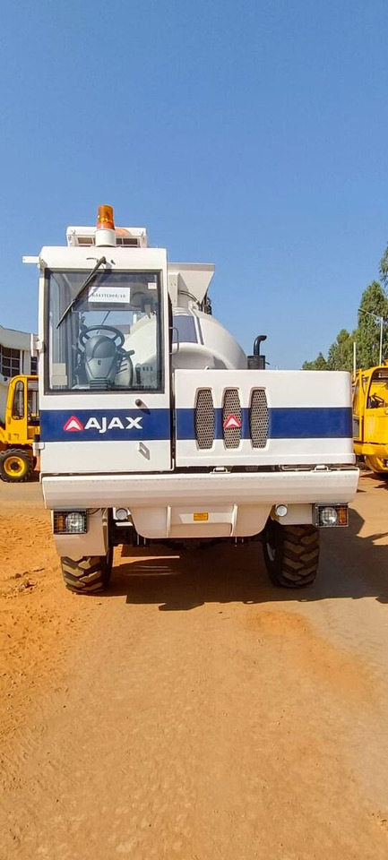 New AJAX ARGO 4000 concrete mixer truck - Camion malaxeur: photos 2 New AJAX ARGO 4000 concrete mixer truck - Camion malaxeur: photos 2
