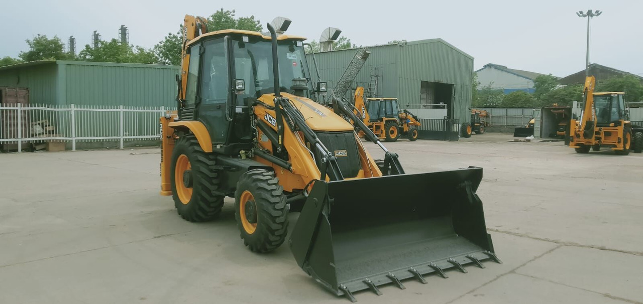New JCB 3CX backhoe loader - Tractopelle: photos 5 New JCB 3CX backhoe loader - Tractopelle: photos 5