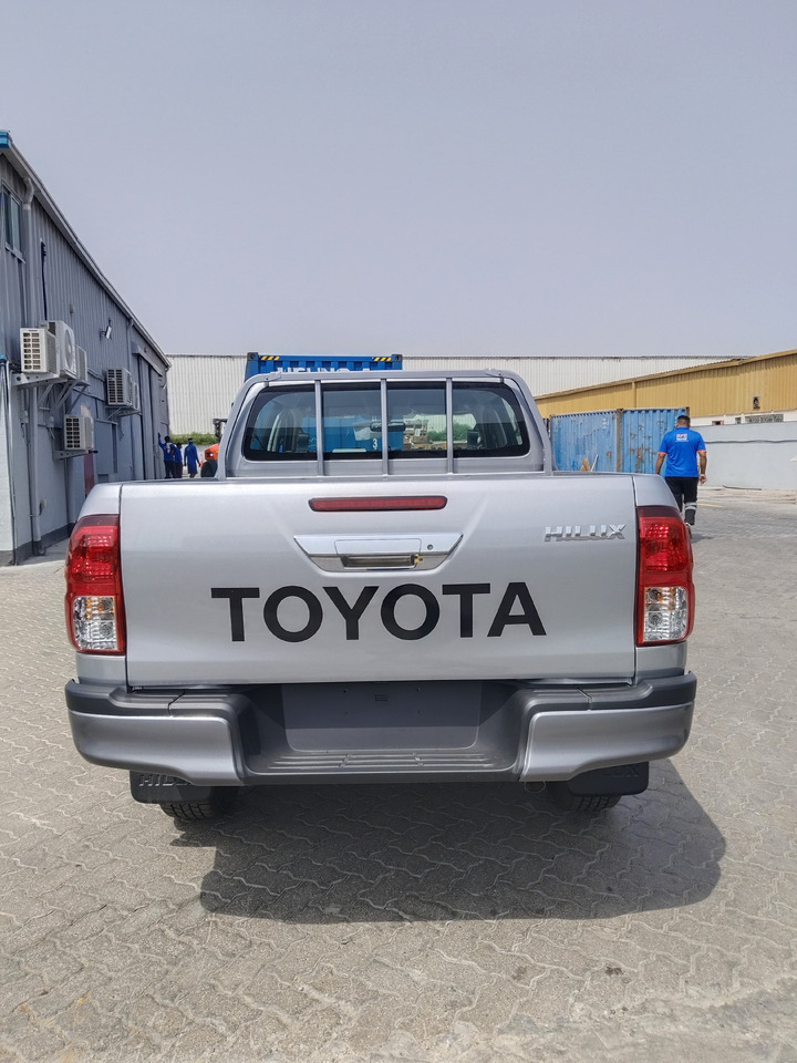 Toyota Hilux - Voiture: photos 3 Toyota Hilux - Voiture: photos 3