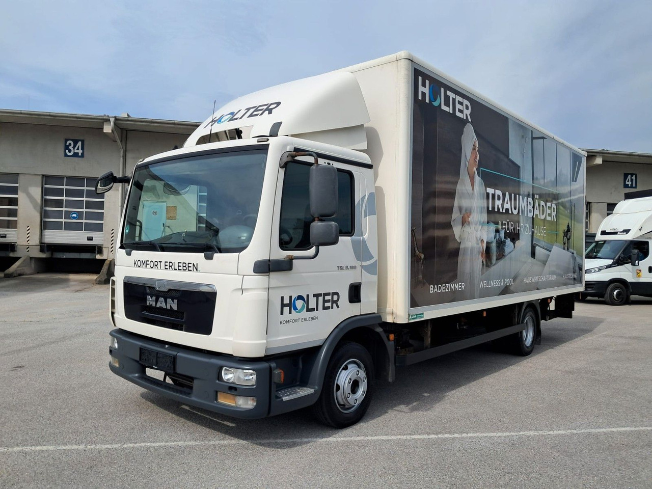 MAN TGL 8.180 Koffer mit LBW | Klima | Diff. | Tempo - Camion fourgon: photos 1 MAN TGL 8.180 Koffer mit LBW | Klima | Diff. | Tempo - Camion fourgon: photos 1
