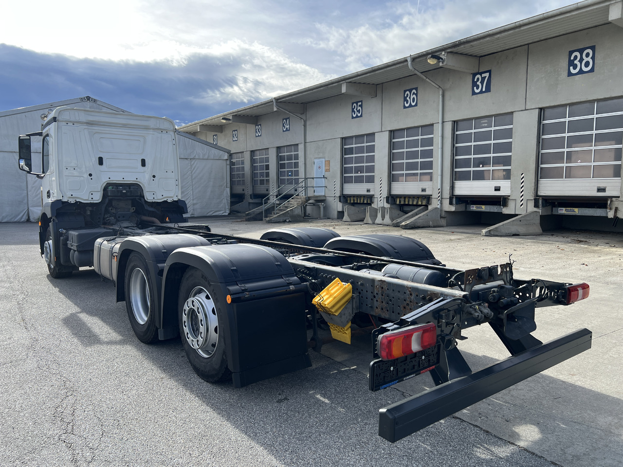 MERCEDES-BENZ Antos 25 40 | Standheizung | Klima | Liftachse - Châssis cabine: photos 4 MERCEDES-BENZ Antos 25 40 | Standheizung | Klima | Liftachse - Châssis cabine: photos 4