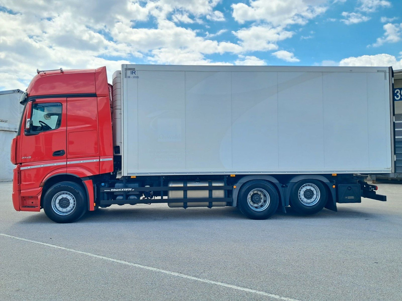 Mercedes-Benz Actros 2745 Kühlkoff | Standklima/heiz | Liftach - Camion frigorifique: photos 4 Mercedes-Benz Actros 2745 Kühlkoff | Standklima/heiz | Liftach - Camion frigorifique: photos 4