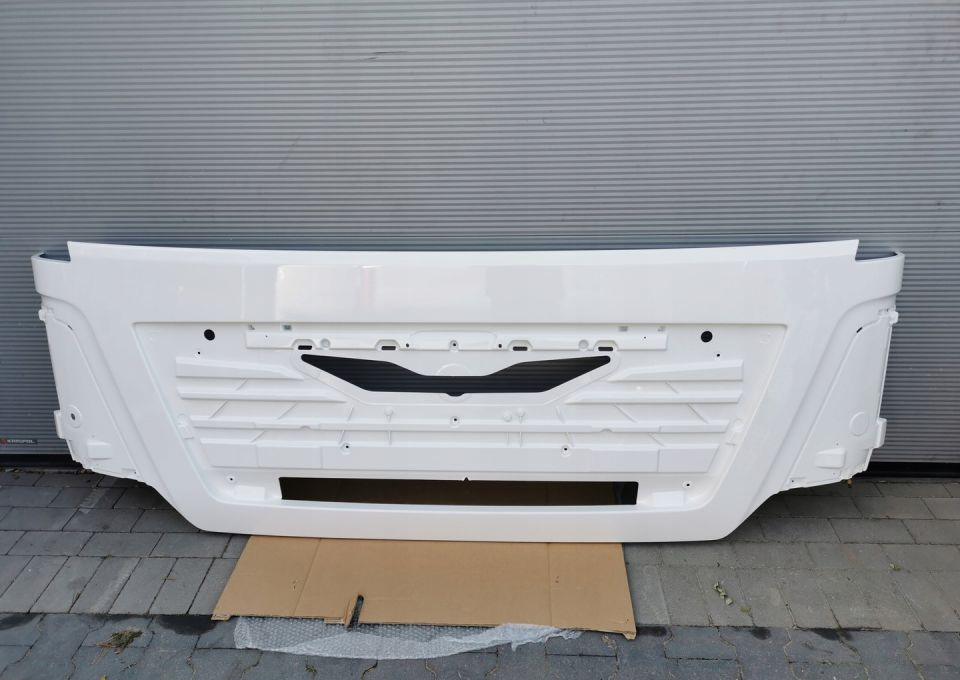 ATRAPA MASKA MAN TGX E6 RAL 9010 ORYGINAŁ - Capot pour Camion: photos 1 ATRAPA MASKA MAN TGX E6 RAL 9010 ORYGINAŁ - Capot pour Camion: photos 1