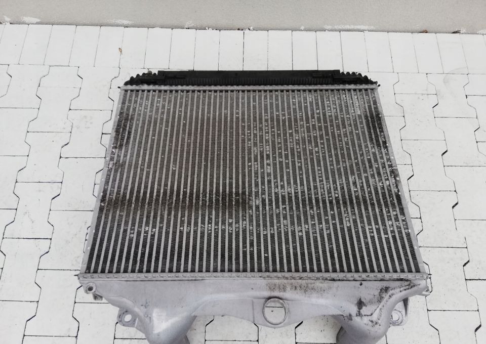 INTERCOOLER CHŁODNICA POWIETRZA MAN TGS TGA LX - Intercooler: photos 2 INTERCOOLER CHŁODNICA POWIETRZA MAN TGS TGA LX - Intercooler: photos 2