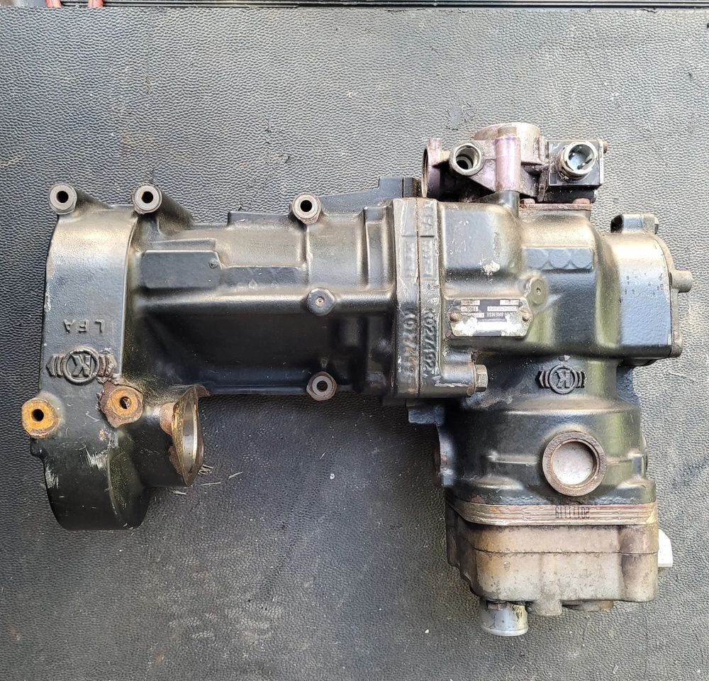 KOMPRESOR MAN TGX TGS 51.54000-7144 CHWALIM116 - Compresseur pour Camion: photos 1 KOMPRESOR MAN TGX TGS 51.54000-7144 CHWALIM116 - Compresseur pour Camion: photos 1