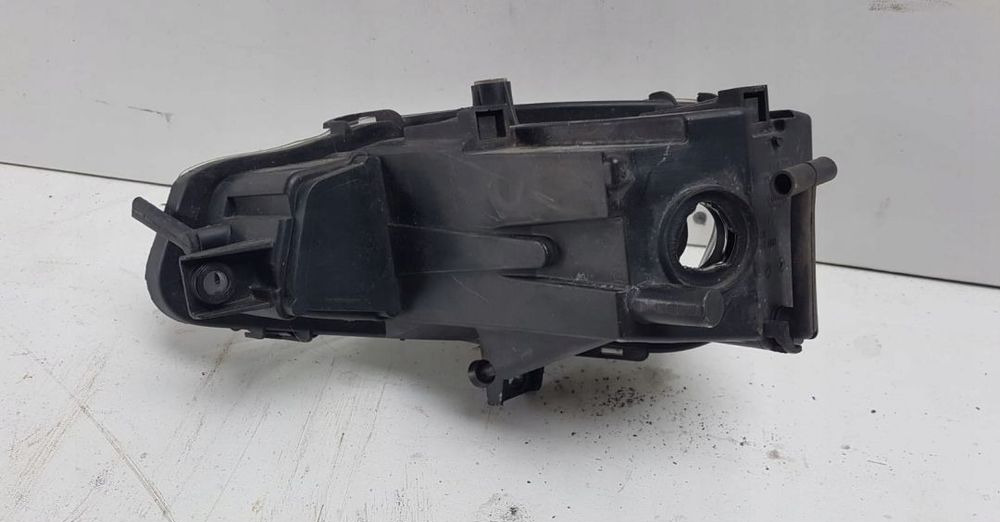 LAMPA HALOGEN MERCEDES ANTOS A9608201956 - Feu avant pour Camion: photos 2 LAMPA HALOGEN MERCEDES ANTOS A9608201956 - Feu avant pour Camion: photos 2