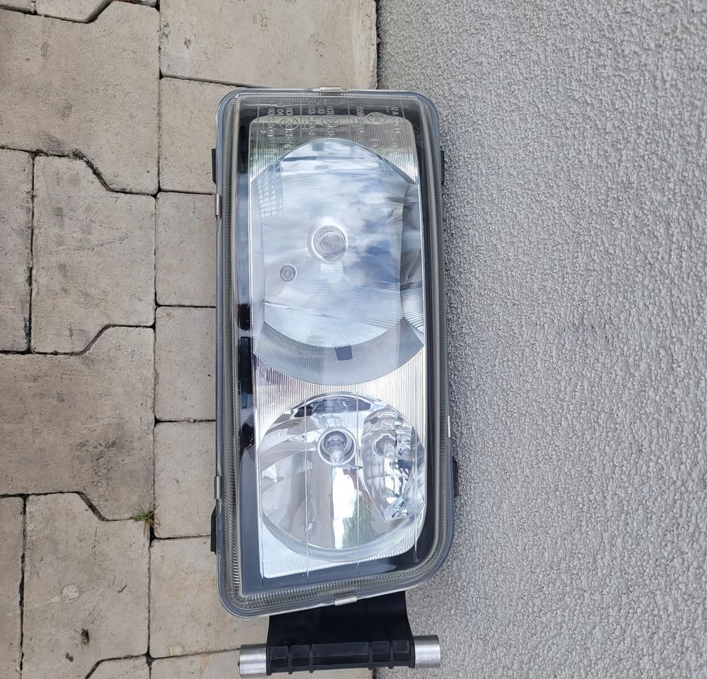 LAMPA MAN TGL E6 PRAWA ORYGINAŁ 81.25101-6638 - Lumière/ Éclairage pour Camion: photos 1 LAMPA MAN TGL E6 PRAWA ORYGINAŁ 81.25101-6638 - Lumière/ Éclairage pour Camion: photos 1