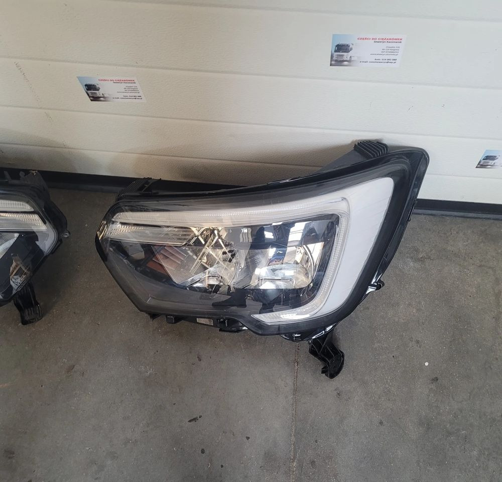 LAMPY RENAULT MASTER 3 ORYGINAŁ CHWALIM116 USZKODZONE - Lumière/ Éclairage pour Véhicule utilitaire: photos 2 LAMPY RENAULT MASTER 3 ORYGINAŁ CHWALIM116 USZKODZONE - Lumière/ Éclairage pour Véhicule utilitaire: photos 2