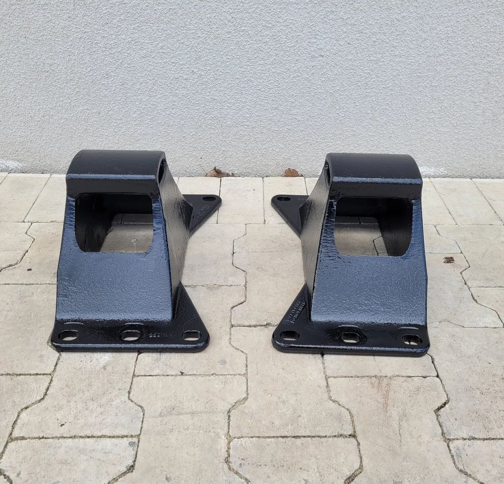 ŁAPY JOST 250MM SK2104-014SP - Sellette d'attelage pour Camion: photos 1 ŁAPY JOST 250MM SK2104-014SP - Sellette d'attelage pour Camion: photos 1