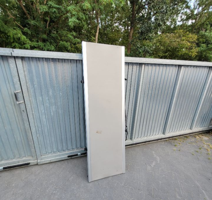 LÓZKO GÓRNE DAF XF 106 ORYGINAŁ - Cabine et intérieur pour Camion: photos 3 LÓZKO GÓRNE DAF XF 106 ORYGINAŁ - Cabine et intérieur pour Camion: photos 3