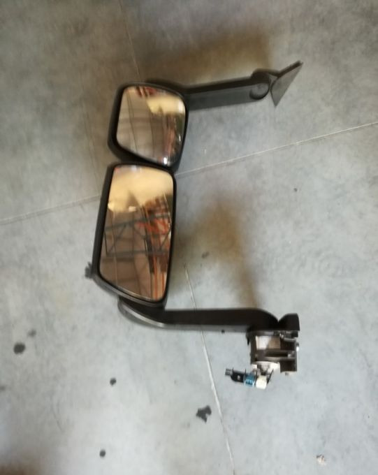 LUSTERKO IVECO EUROCARGO ELEKTRYCZNE LH. ORYGINAŁ - Rétroviseur: photos 1 LUSTERKO IVECO EUROCARGO ELEKTRYCZNE LH. ORYGINAŁ - Rétroviseur: photos 1