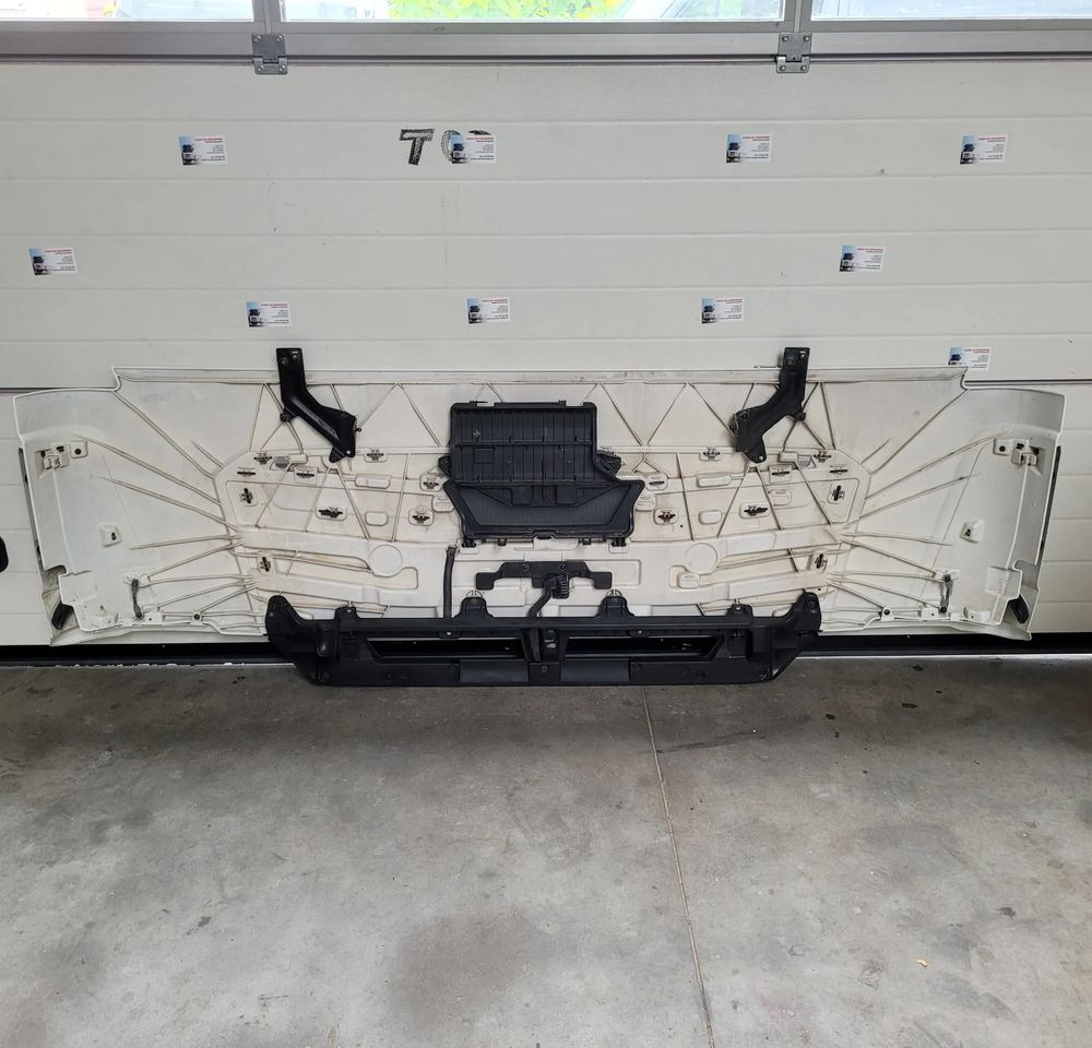 MASKA ATRAPA MAN TGX TG3 NM.ORYGINAŁ 81.61110-6112 CHWALIM116 - Capot pour Camion: photos 5 MASKA ATRAPA MAN TGX TG3 NM.ORYGINAŁ 81.61110-6112 CHWALIM116 - Capot pour Camion: photos 5