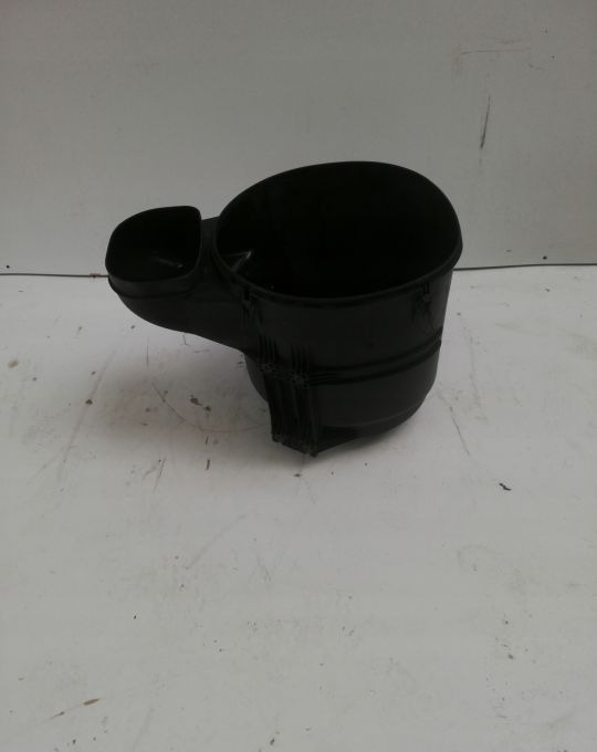 OBUDOWA FILTRA POWIETRZA VOLVO FH4 FH13 - Filtre à air pour Camion: photos 1 OBUDOWA FILTRA POWIETRZA VOLVO FH4 FH13 - Filtre à air pour Camion: photos 1