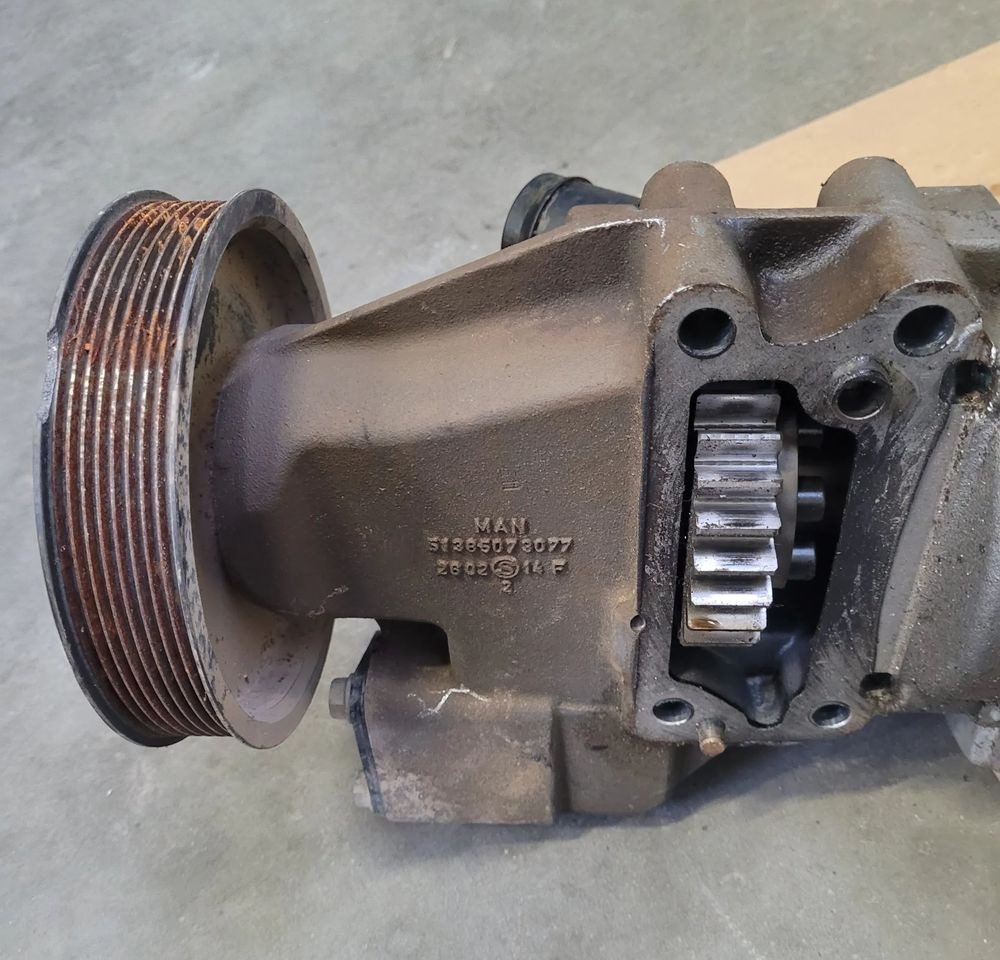 POMPA WTRYSKOWA MAN TGX TGS E6 51.11103-7845 CHWALIM116 - Pompe à carburant pour Camion: photos 3 POMPA WTRYSKOWA MAN TGX TGS E6 51.11103-7845 CHWALIM116 - Pompe à carburant pour Camion: photos 3