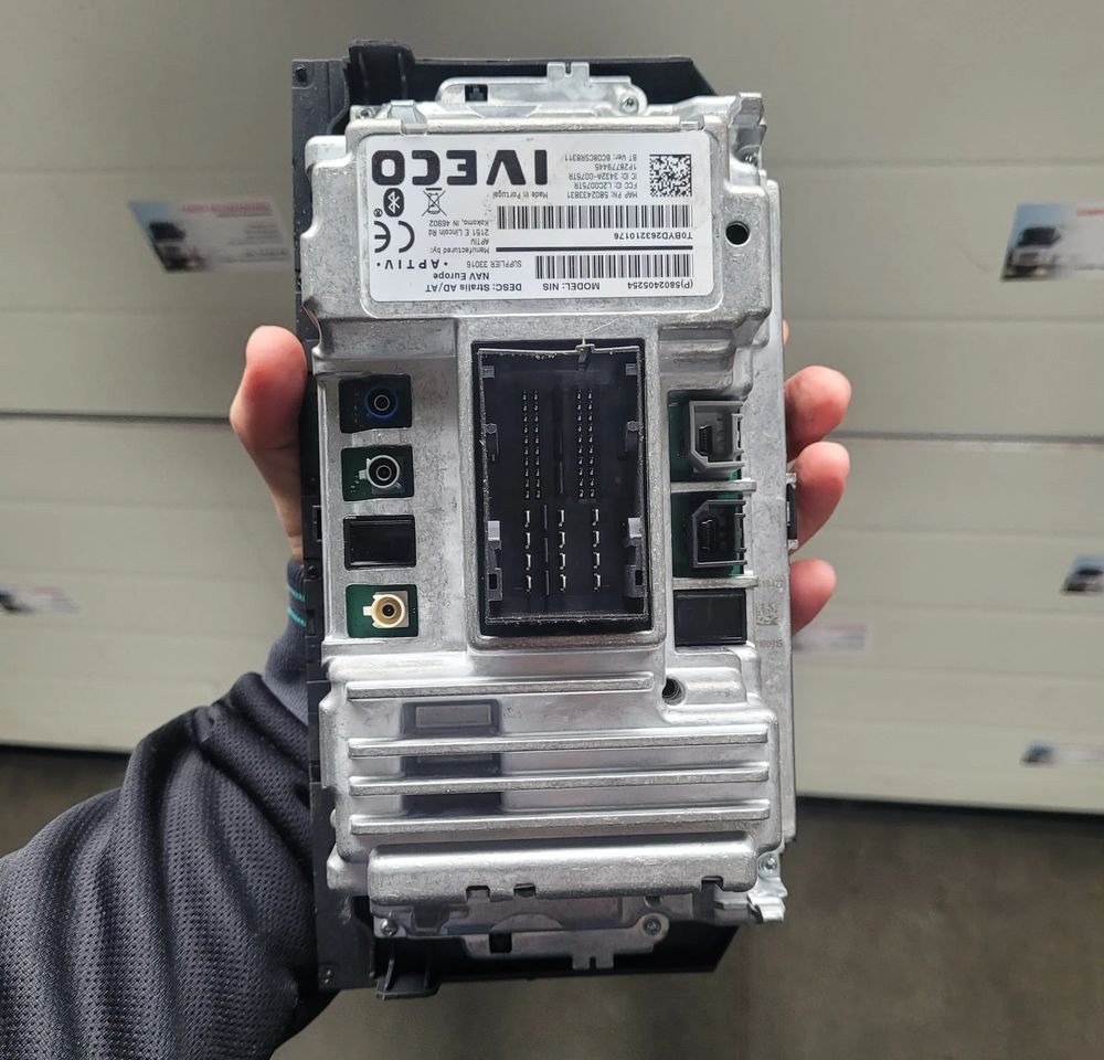 RADIO NAWIGACJA IVECO STRALIS 5802405254 - Système de navigation pour Camion: photos 3 RADIO NAWIGACJA IVECO STRALIS 5802405254 - Système de navigation pour Camion: photos 3