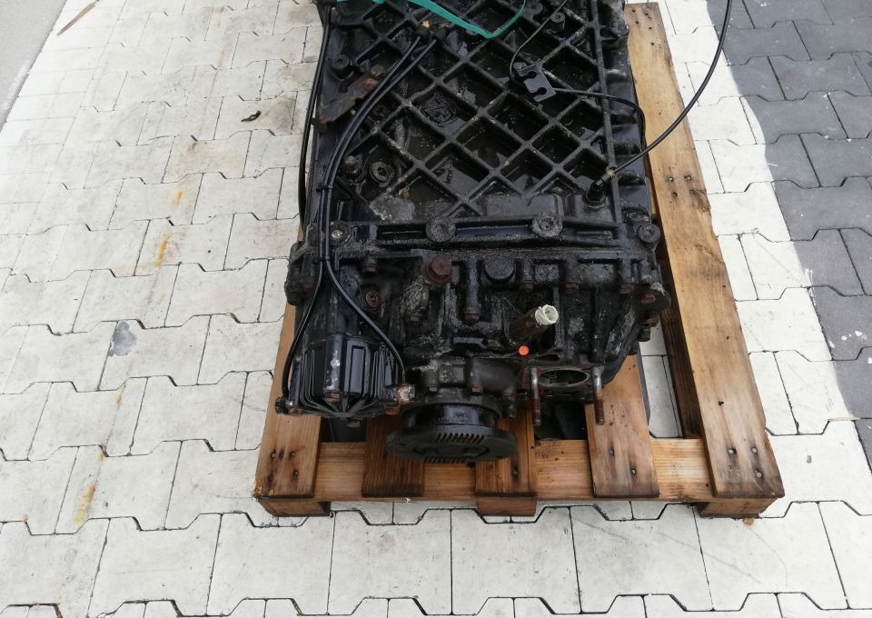 SKRZYNIA BIEGÓW ZF MAN TGX TGS MANUAL - Boîte de vitesse pour Camion: photos 4 SKRZYNIA BIEGÓW ZF MAN TGX TGS MANUAL - Boîte de vitesse pour Camion: photos 4