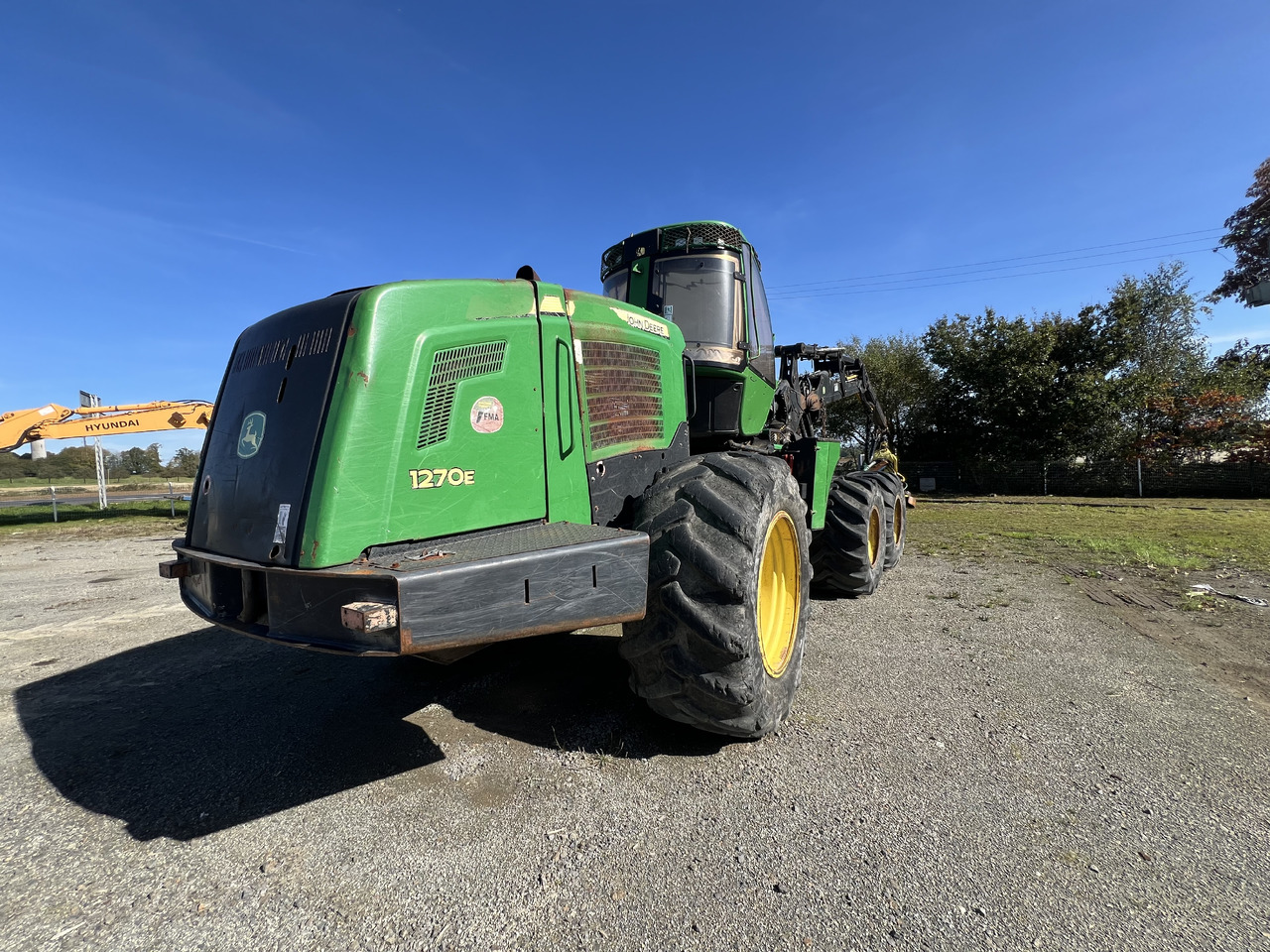 JOHN DEERE 1270E - Abatteuse: photos 3 JOHN DEERE 1270E - Abatteuse: photos 3