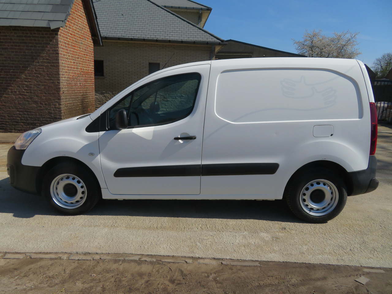 CITROËN Berlingo 1.6 BlueHDi CLUB - Fourgon utilitaire: photos 4 CITROËN Berlingo 1.6 BlueHDi CLUB - Fourgon utilitaire: photos 4