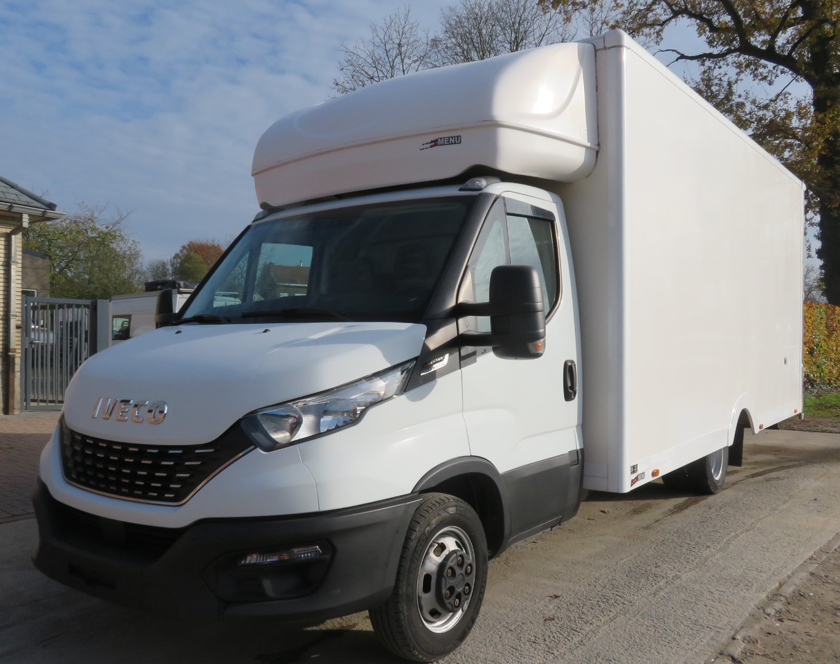 Iveco Daily 35C14 - Fourgon grand volume: photos 4 Iveco Daily 35C14 - Fourgon grand volume: photos 4