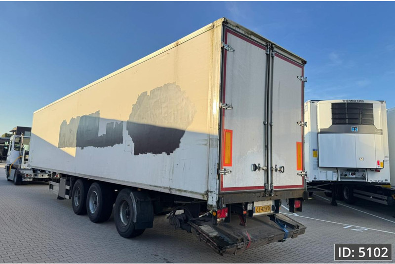 LAG 0-3-39 KA / Steering axle - Semi-remorque fourgon: photos 2 LAG 0-3-39 KA / Steering axle - Semi-remorque fourgon: photos 2