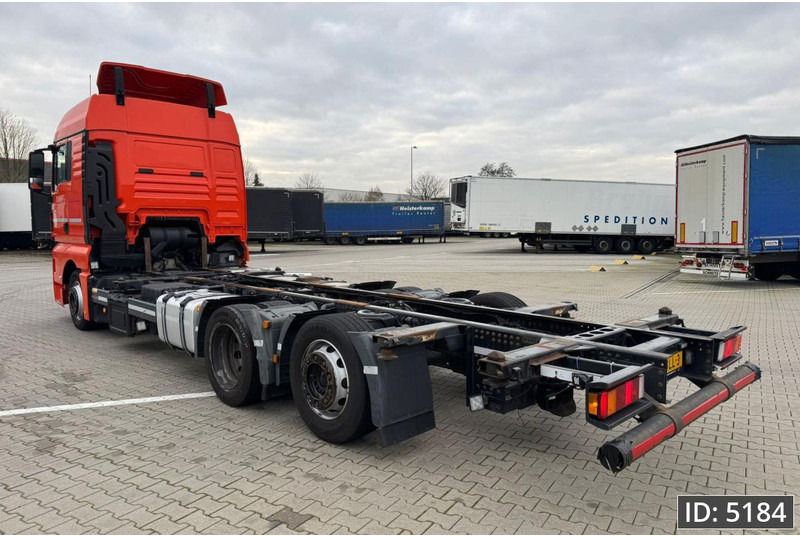 MAN TGX 24.420 XLX, Euro 6, BDF / 6x2 / Retarder / Low KM, Intarder - Camion porte-conteneur/ Caisse mobile: photos 3 MAN TGX 24.420 XLX, Euro 6, BDF / 6x2 / Retarder / Low KM, Intarder - Camion porte-conteneur/ Caisse mobile: photos 3