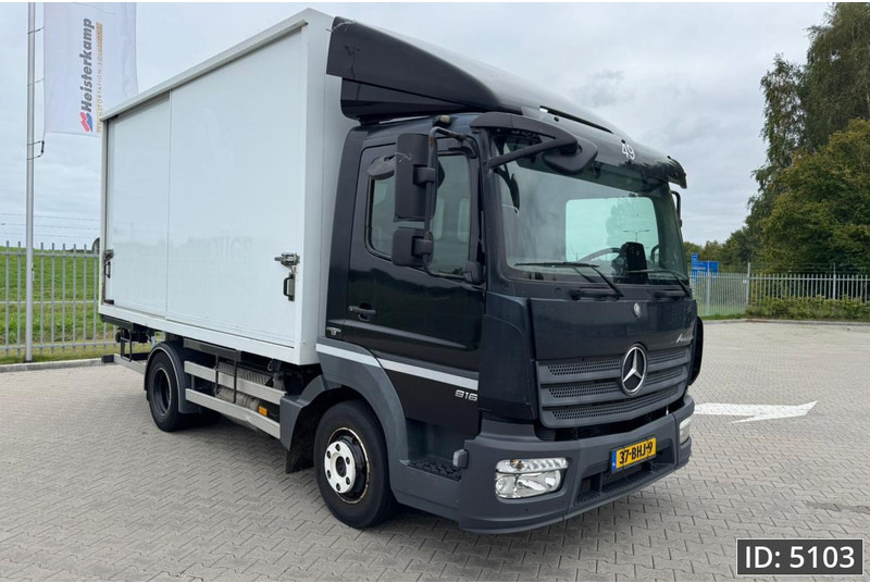 Mercedes-Benz Atego 916 Day Cab, Euro 6, BDF / Automatic / Hydraulic system - Camion porte-conteneur/ Caisse mobile: photos 4 Mercedes-Benz Atego 916 Day Cab, Euro 6, BDF / Automatic / Hydraulic system - Camion porte-conteneur/ Caisse mobile: photos 4