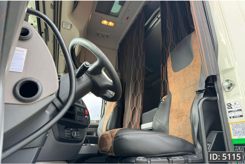 DAF XF 450 SSC, Euro 6, / Fridge / 2 Tanks - Tracteur routier: photos 5 DAF XF 450 SSC, Euro 6, / Fridge / 2 Tanks - Tracteur routier: photos 5