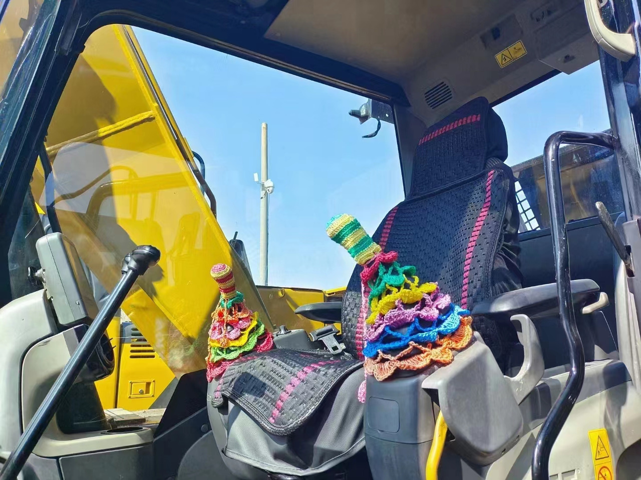 CAT 313D2 Wheel Excavator Click Here for Discount - Pelle sur chenille: photos 4 CAT 313D2 Wheel Excavator Click Here for Discount - Pelle sur chenille: photos 4